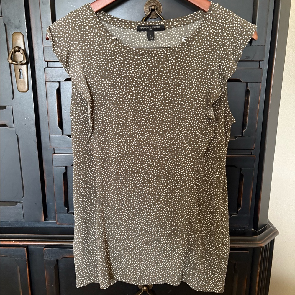 Banana Republic Brown Ruffled Cap Sleeve Blouse